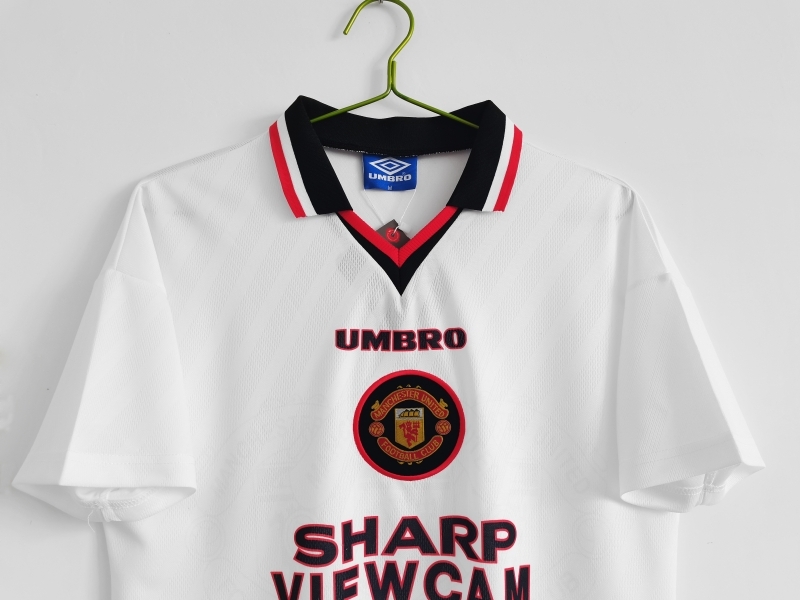 Retro 1996/97 Manchester United Away Soccer Jersey