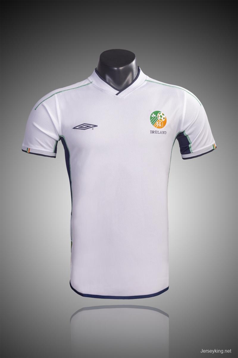 Retro 2002 Ireland Away Soccer Jersey