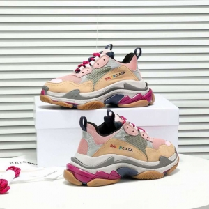 Men/Women Balenciaga Triple S Pink/Wheat Sneaker Item 6380400