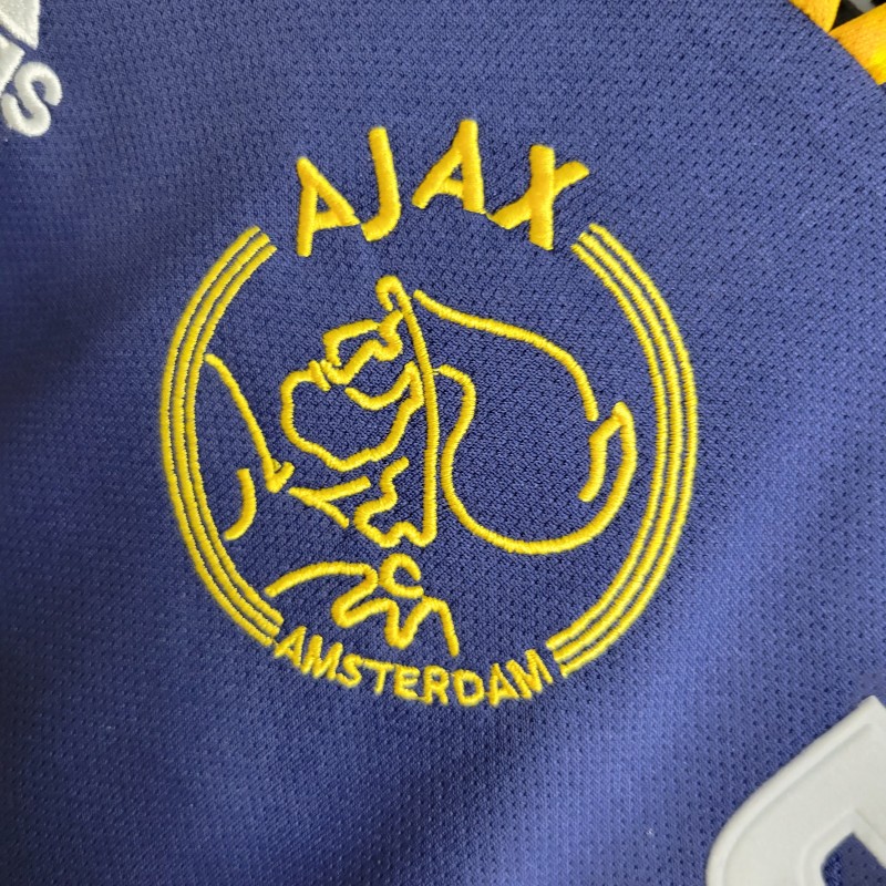 Retro 2000-01 Ajax Away Jersey
