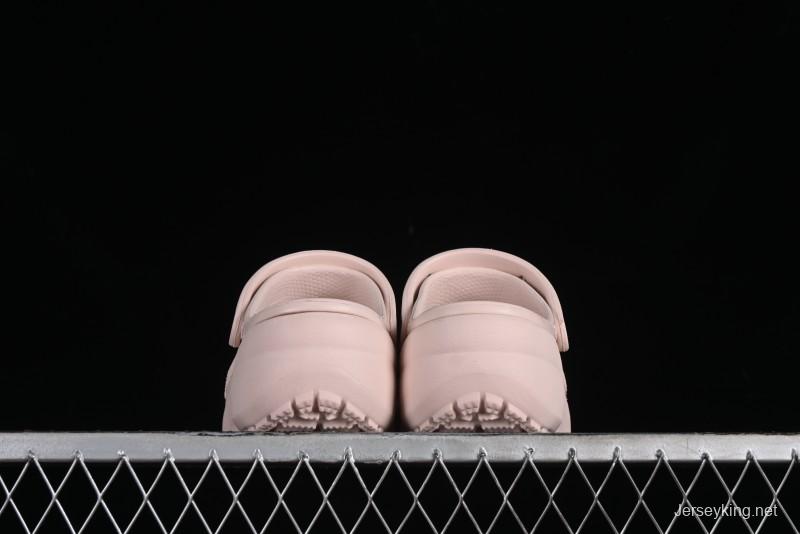 Crocs Classic Clog Cloud Retro Sandals with Adjustable Heel Strap - B.D4