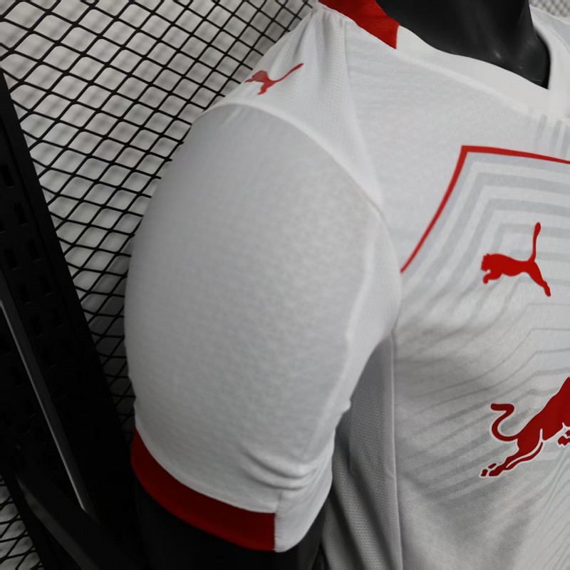 Player Version 25/26 RB Leipzig White with Chevron Pattern and Red Bull Logo Jersey