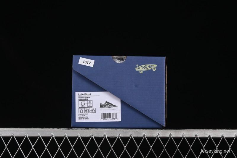 Vans Old Skool 36 Low-Top Retro Skate Shoes - VN000D56BA2