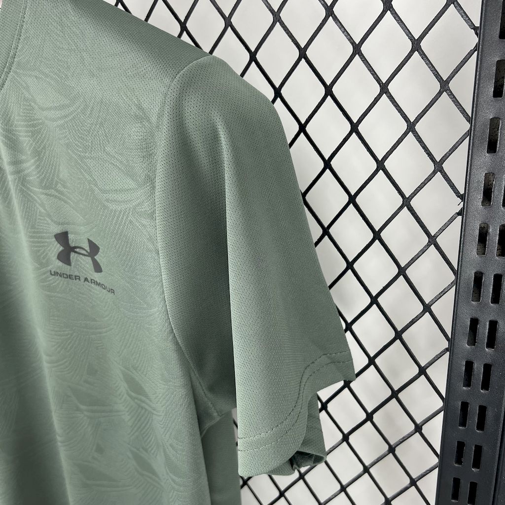 2025 Under Armour WHITE T-Shirt #1043
