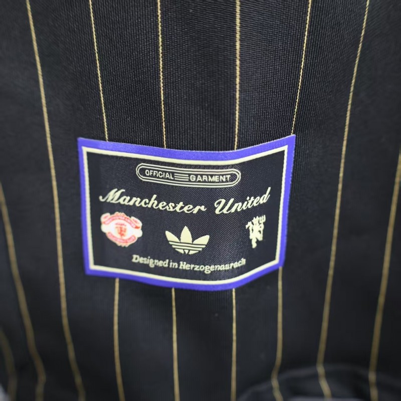 Player Version 25/26 Manchester United Black Casual Jersey