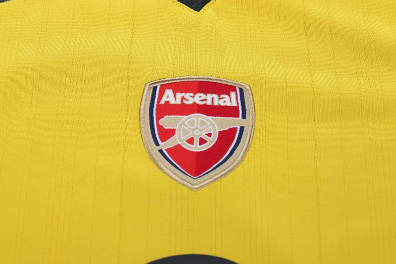 Retro Kids 05/06 Arsenal Away Jersey
