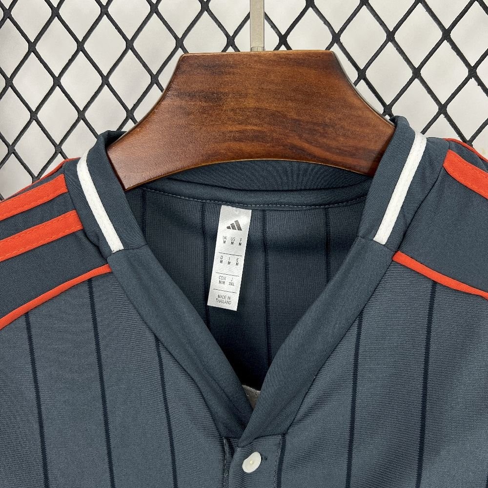 25/26 Bayern Munich US Pack Baseball Jersey