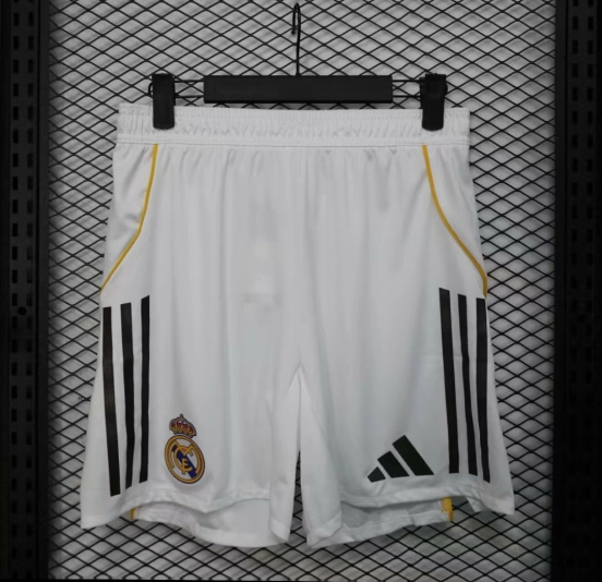 Player Version 25/26 Real Madrid Home Shorts