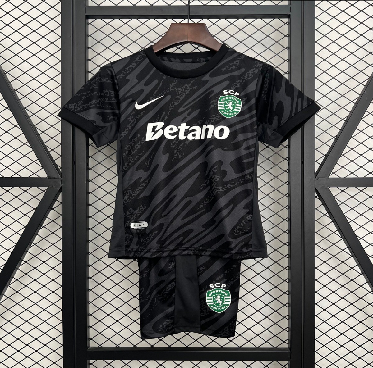 25/26 Kids Sporting Lisbon Goalkeeper Black Jersey