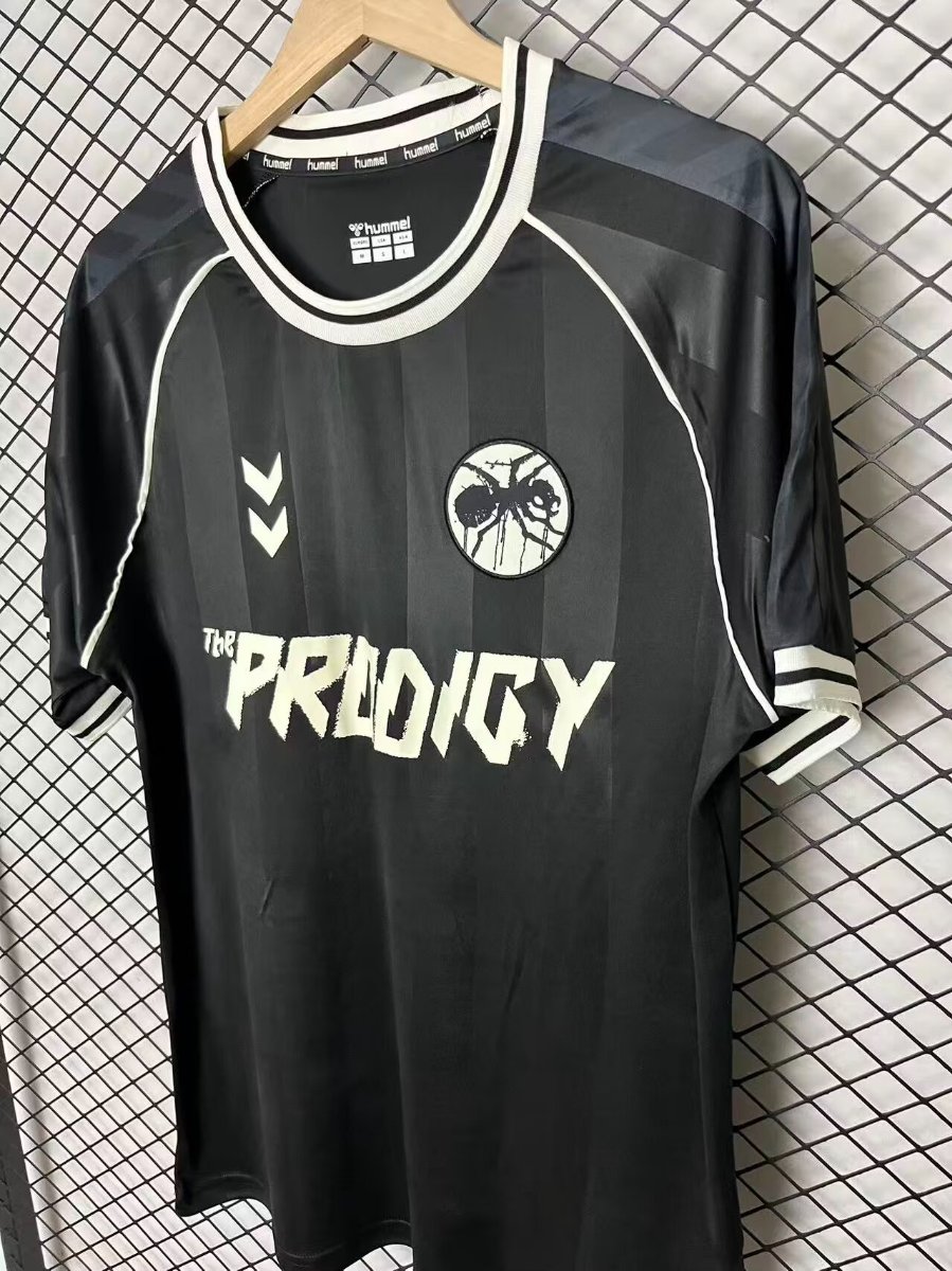 26/27 The Prodigy x Hummel Limited Edition Football Black/White Jersey